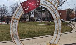 Featured image of post Joy Love Peace Ornament Arch, Central Park, Decatur, IL